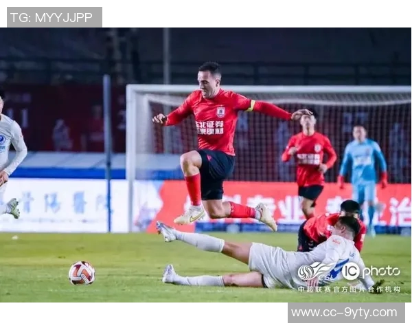 莱昂纳多自信球队本赛季争冠成功期待瓦科争夺金靴荣耀