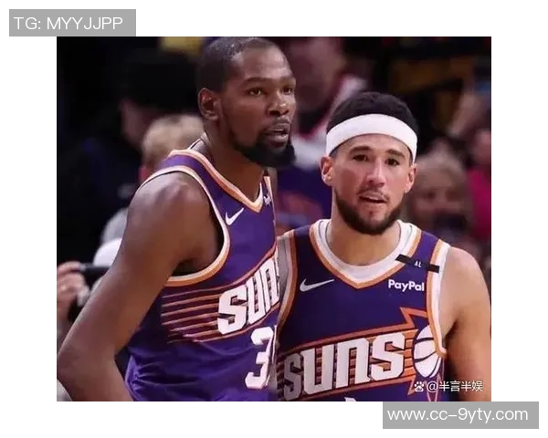 布克首发表现出色33分钟内高效砍下24分助力球队胜利